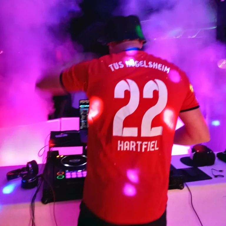 DJ Alexander Hartfiel 768x768