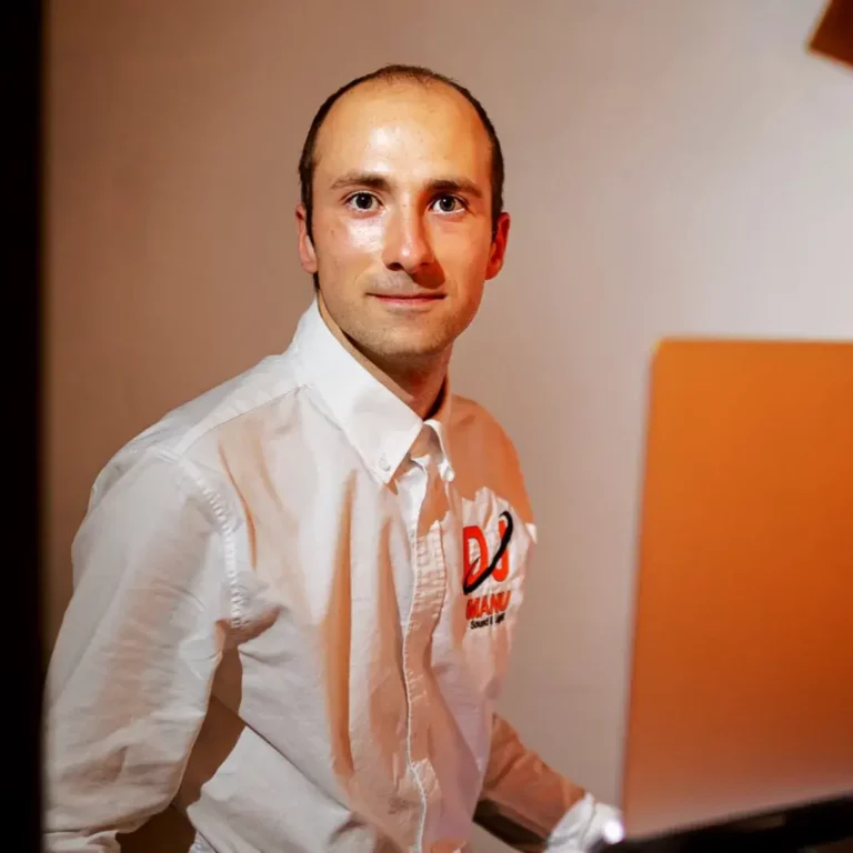 DJ Manuel Schnurbus 768x768