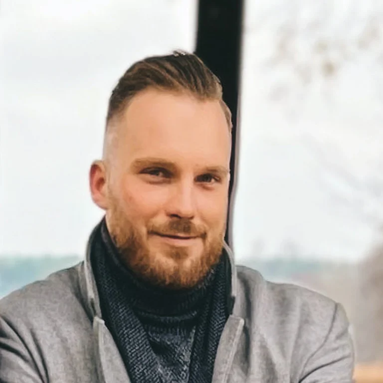 Dominik Hoffmann 768x768