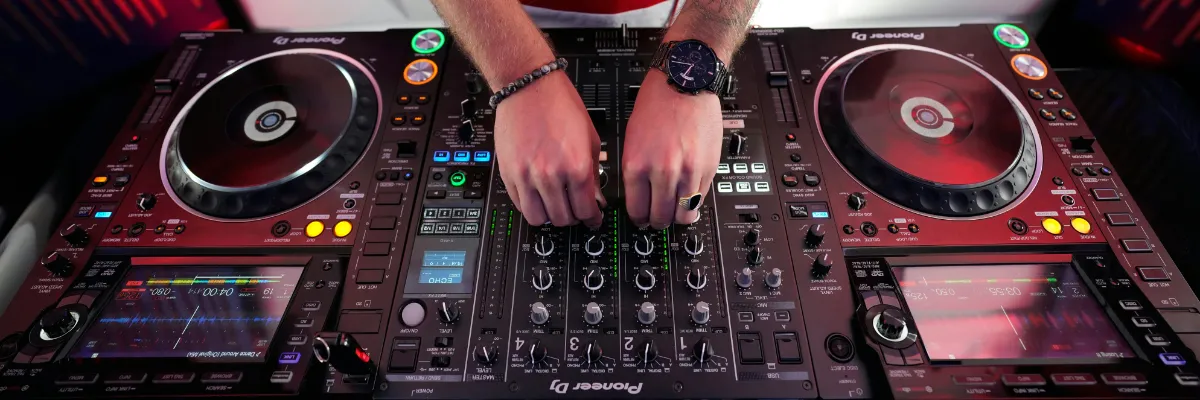 Banner DJ Chris BLND