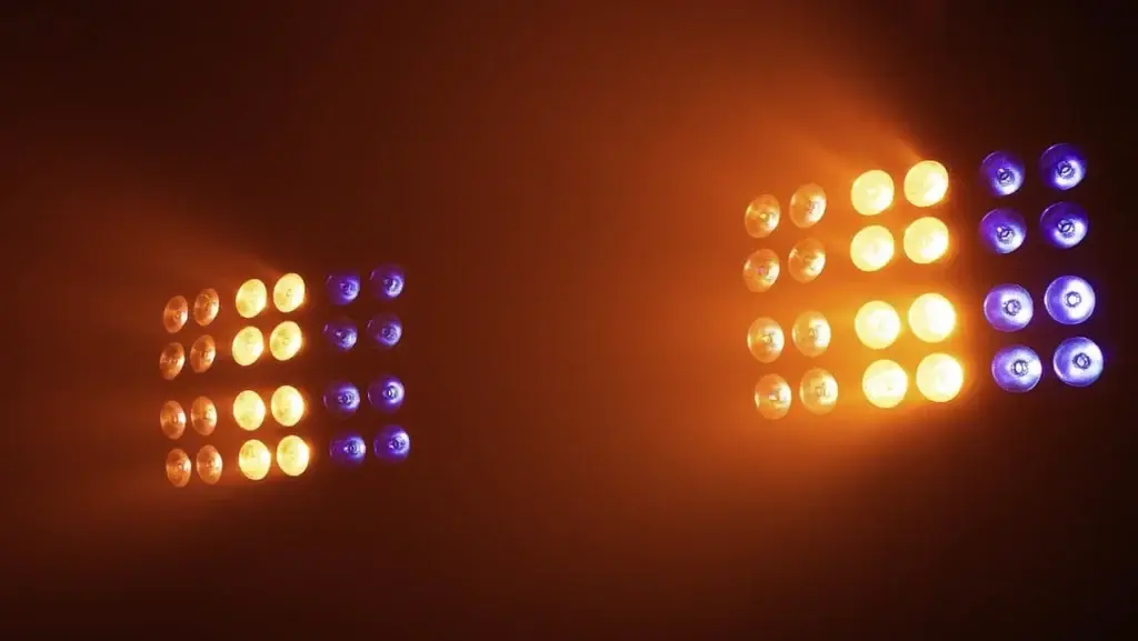 Erfahrunsbericht zum Lichteffekt Eurolite LED CLS-& PIX HCL