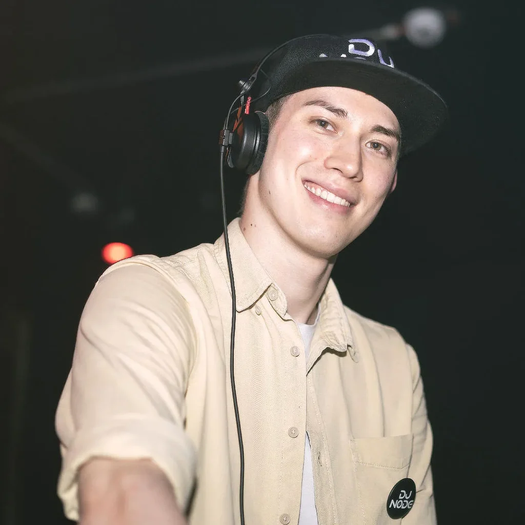DJ Node aus Hamburg - Allround DJ für Events aller Art