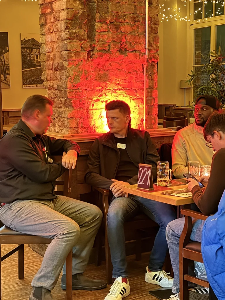 Anregende Diskussionen beim CROSSFADE Hamburg