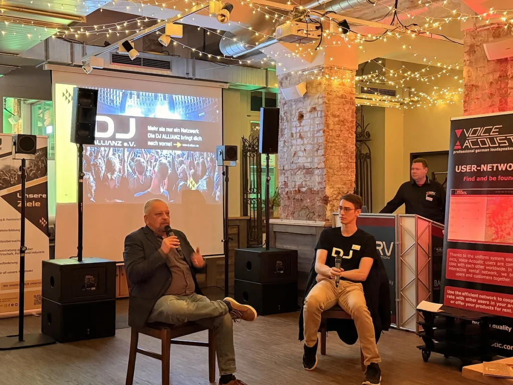 Die Podiumsdiskussion über Sinn und Zweck von DJ Agenturen