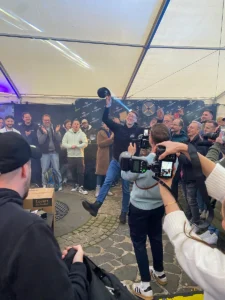 Der strahlende Gewinner. DJ Node aka Norman Detz aus Hamburg